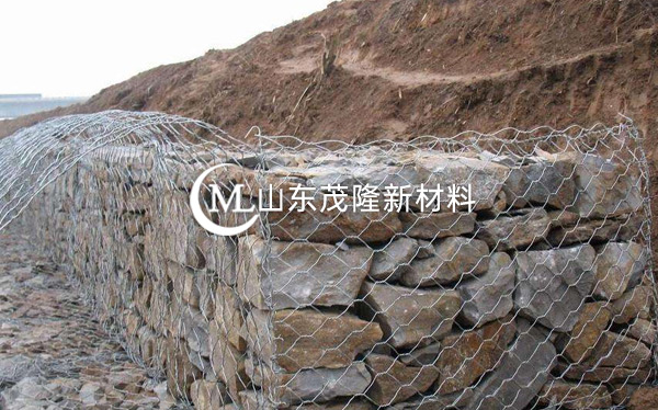 《水曹项目》渗排水网垫、石笼网施工