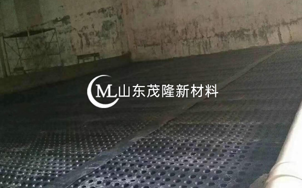 《青岛地铁1号线停车场》土工布、排水板施工