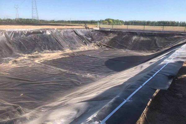 水泥池和铺设了土工膜的鱼池的区别是什么？  第2张