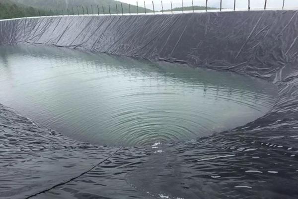 蓄水池土工膜怎么铺设？  第1张