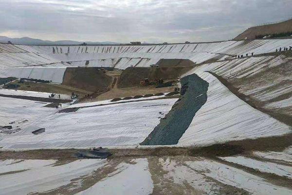 防渗土工膜的常用规格 第1张